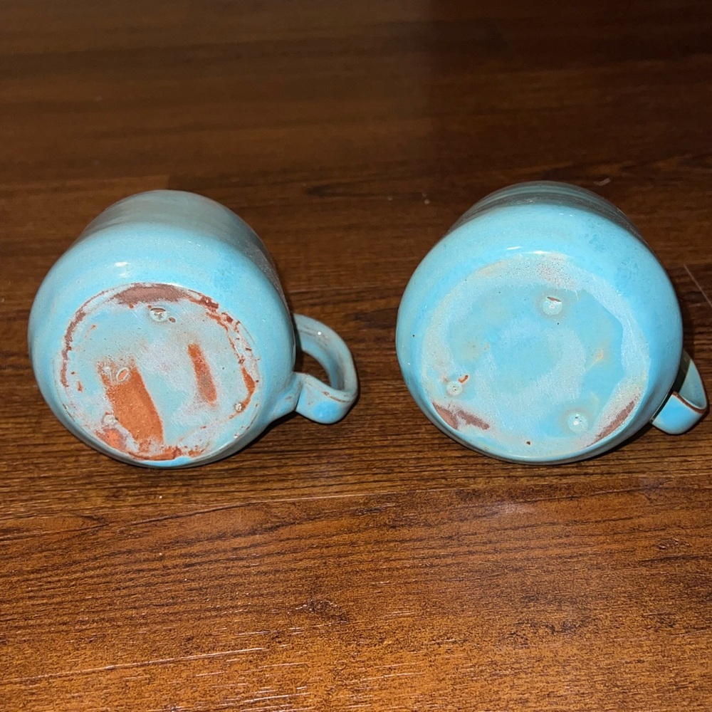 (2) Vintage Turquoise Glazed Ceramic Stoneware Pottery Small Rustic Decor Mugs - Picture 4 of 8